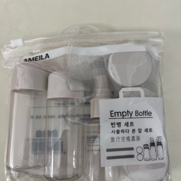 Refillable Bottle Set Makeup Bottles  Toiletry Organizer and travel bags - Picture 3 of 7